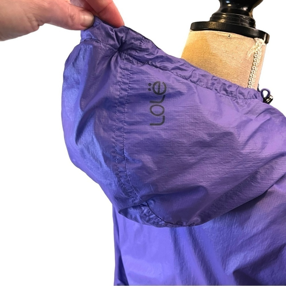 Lole Lightweight Mesh Lined Nylon Windbreaker Jacket with Hood in Violet Small - Picture 13 of 16